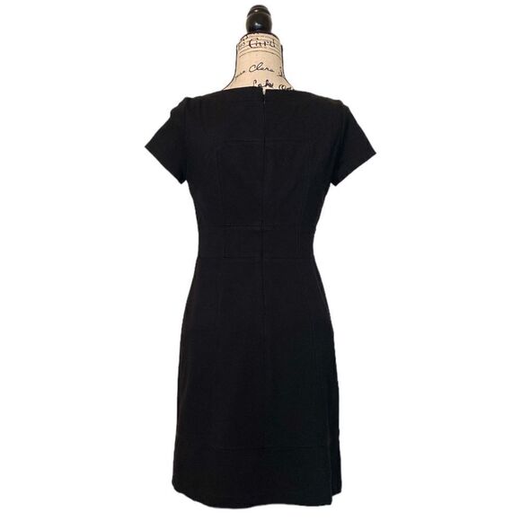White House Black Market Black Scoop Neck Short Sleeve Sheath Dress Size 2 - Picture 3 of 7